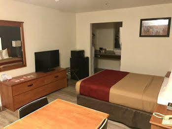 Econo Lodge University Arena シャーロッツビル エクステリア 写真